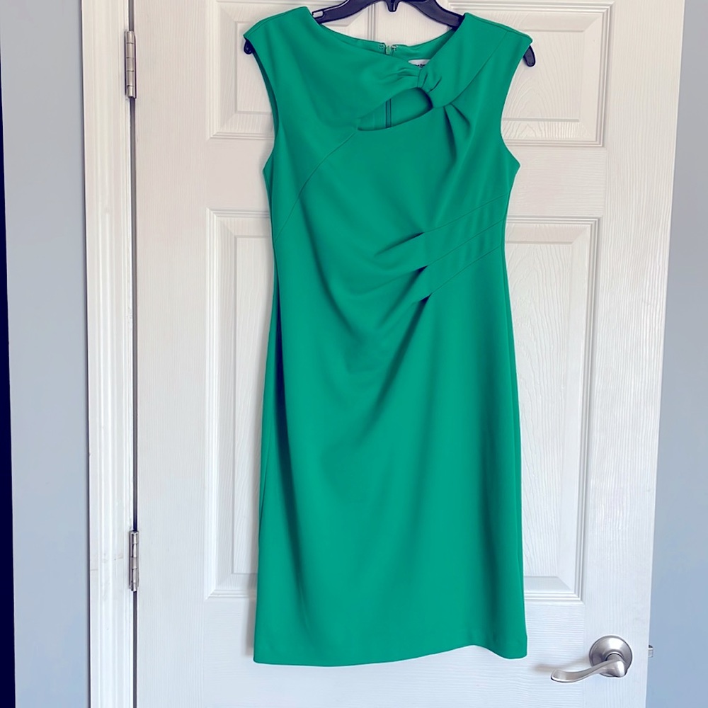 Women’s dress